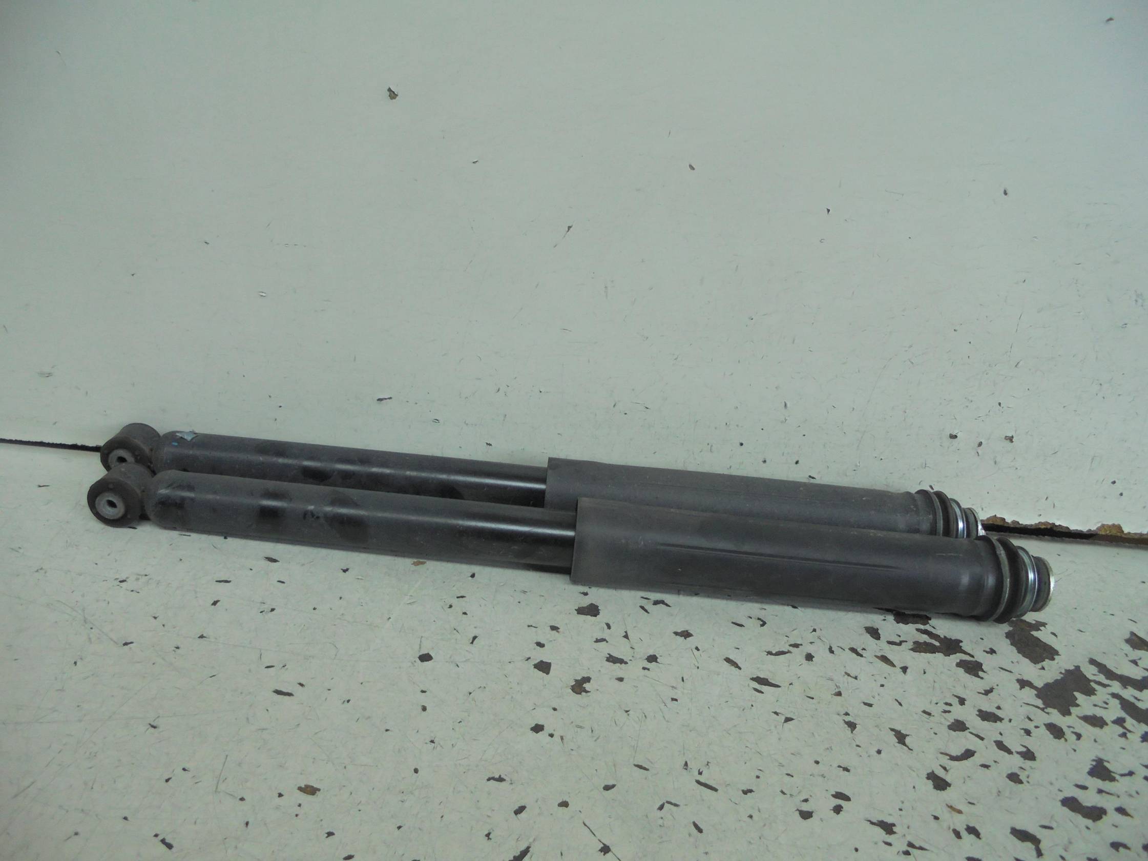 Ammortizzatore post. sx.